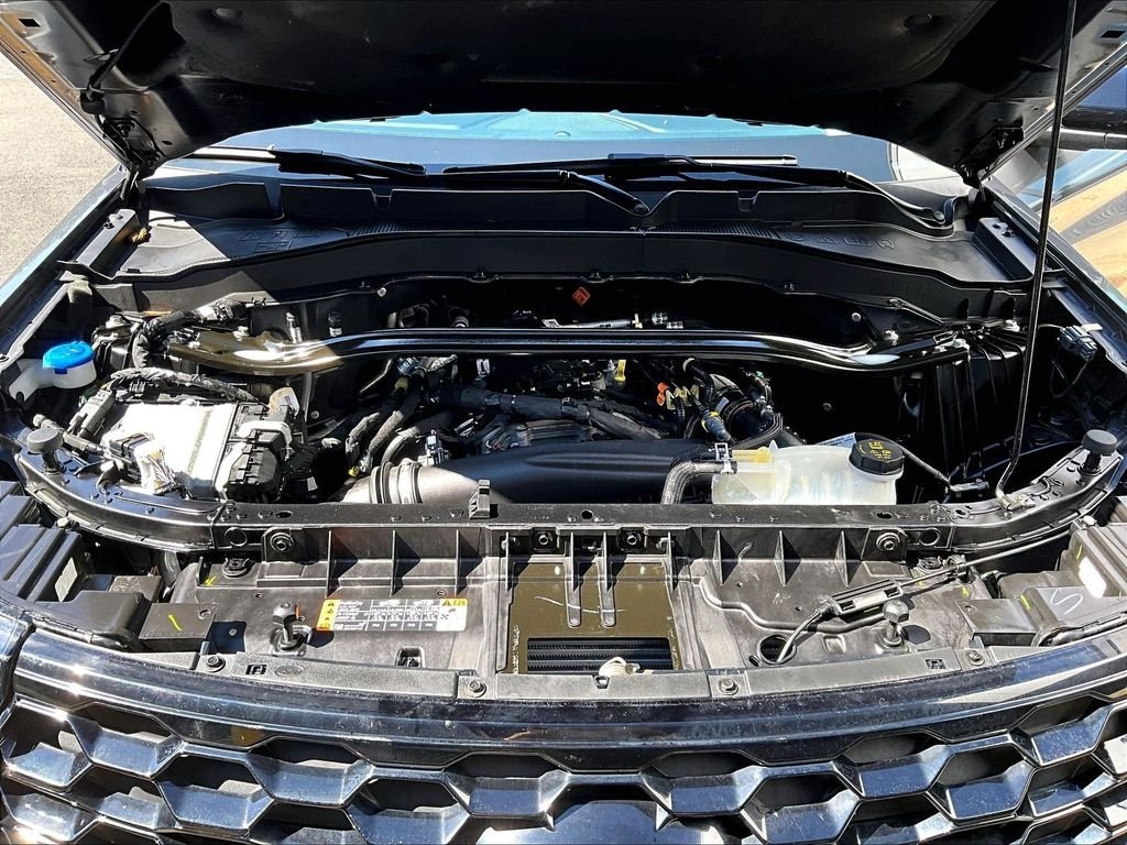 Used 2025 Gray Ford ST-Line image 29