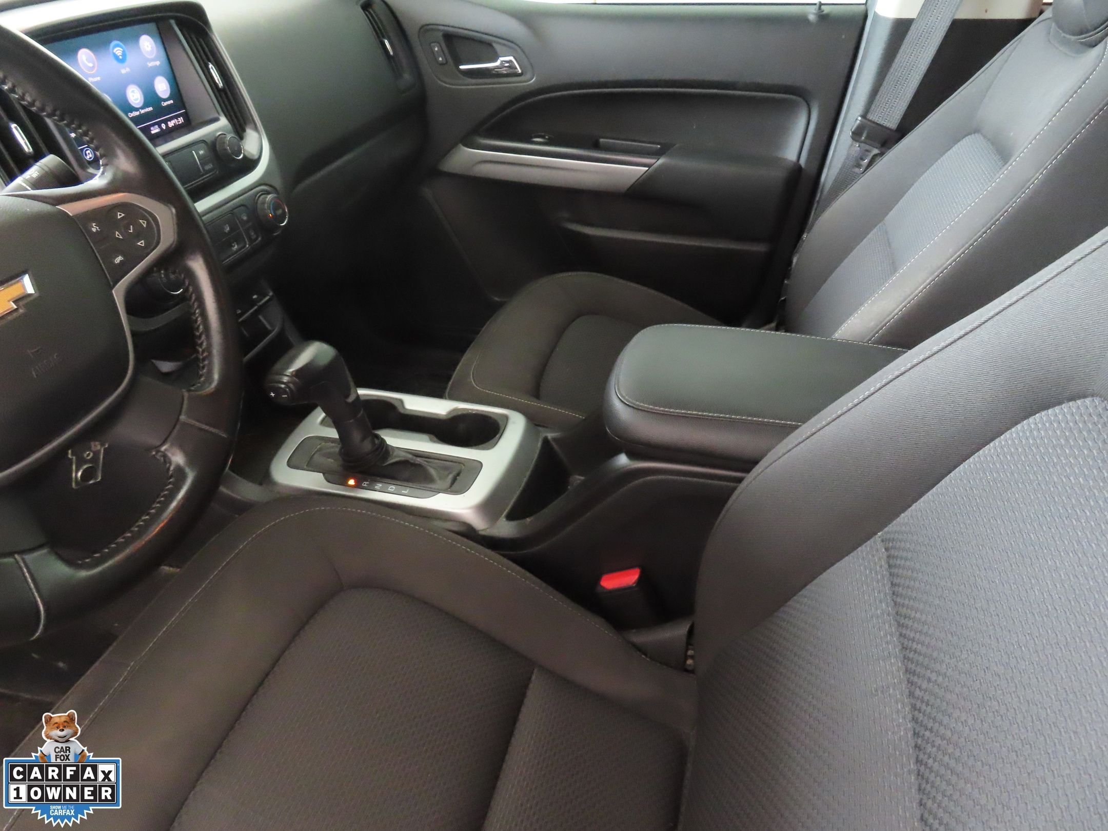 Used 2021 White Chevrolet LT image 20