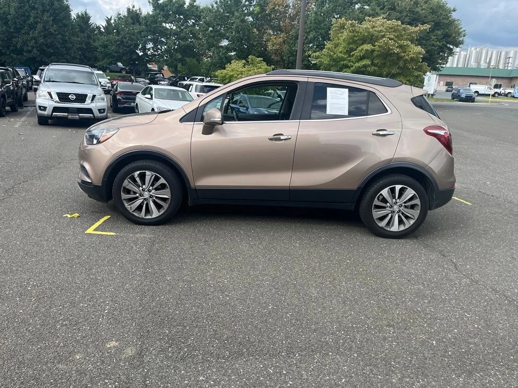 Used 2019 Brown Buick Preferred image 4