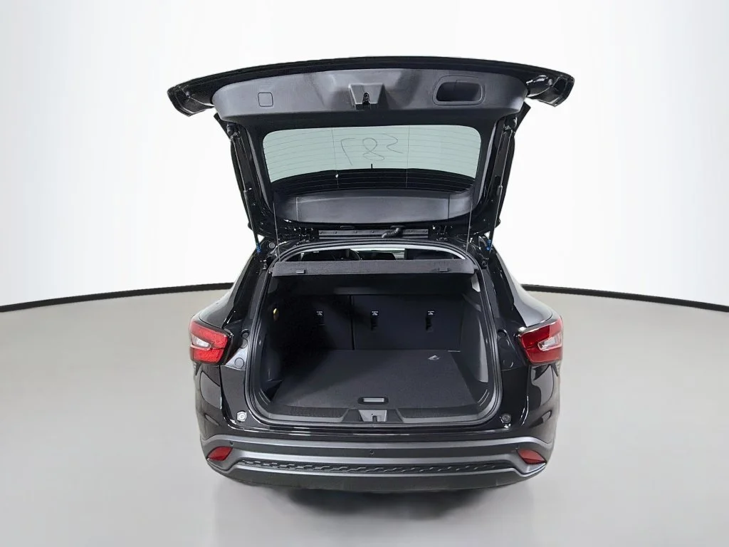 New 2026 Mosaic Black Metallic Chevrolet LT image 21