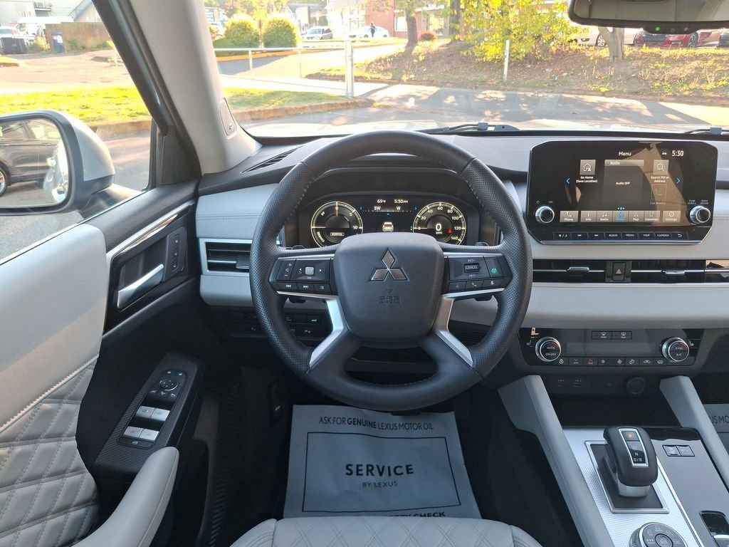 Used 2024 Mitsubishi Outlander Plug-In Hybrid SUV