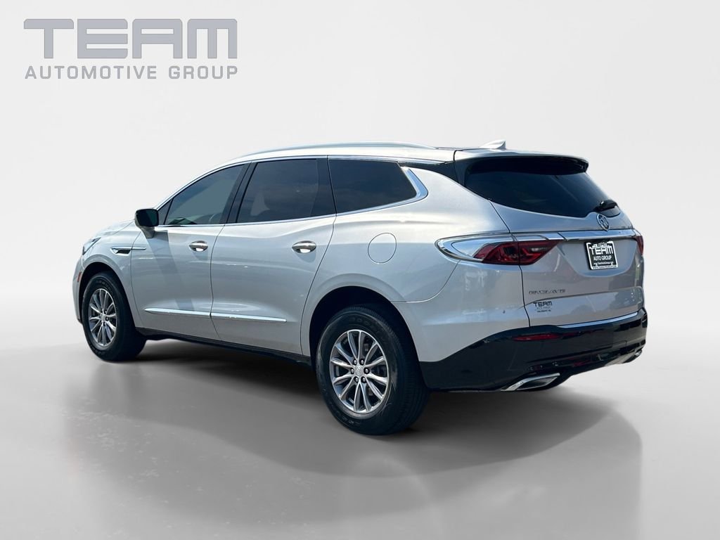 Used 2022 Silver Buick Essence image 5