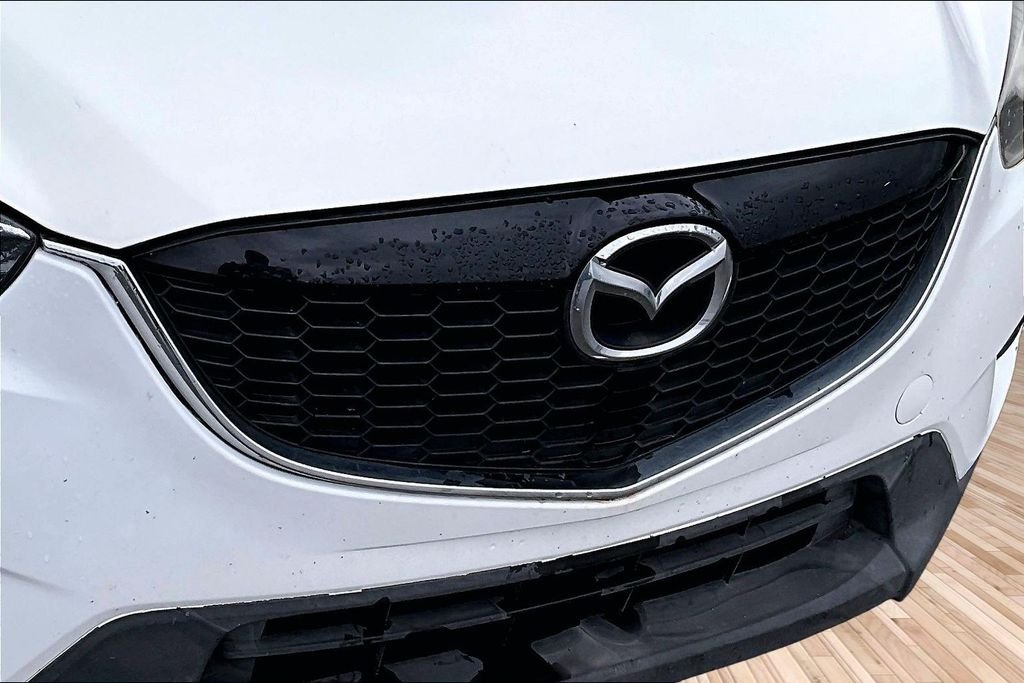 Used 2014 White Mazda Grand Touring image 26
