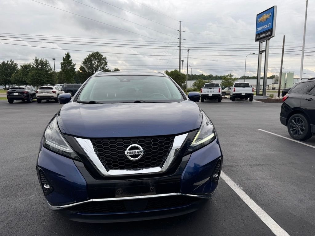 Used 2019 Blue Nissan Platinum image 2