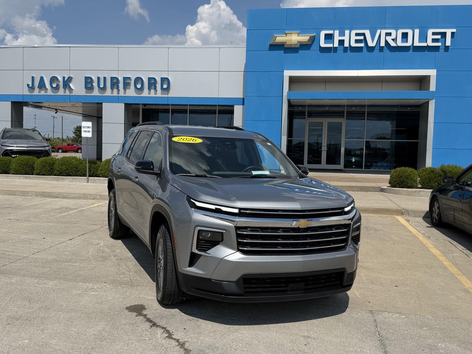 2026 Chevrolet Traverse LT