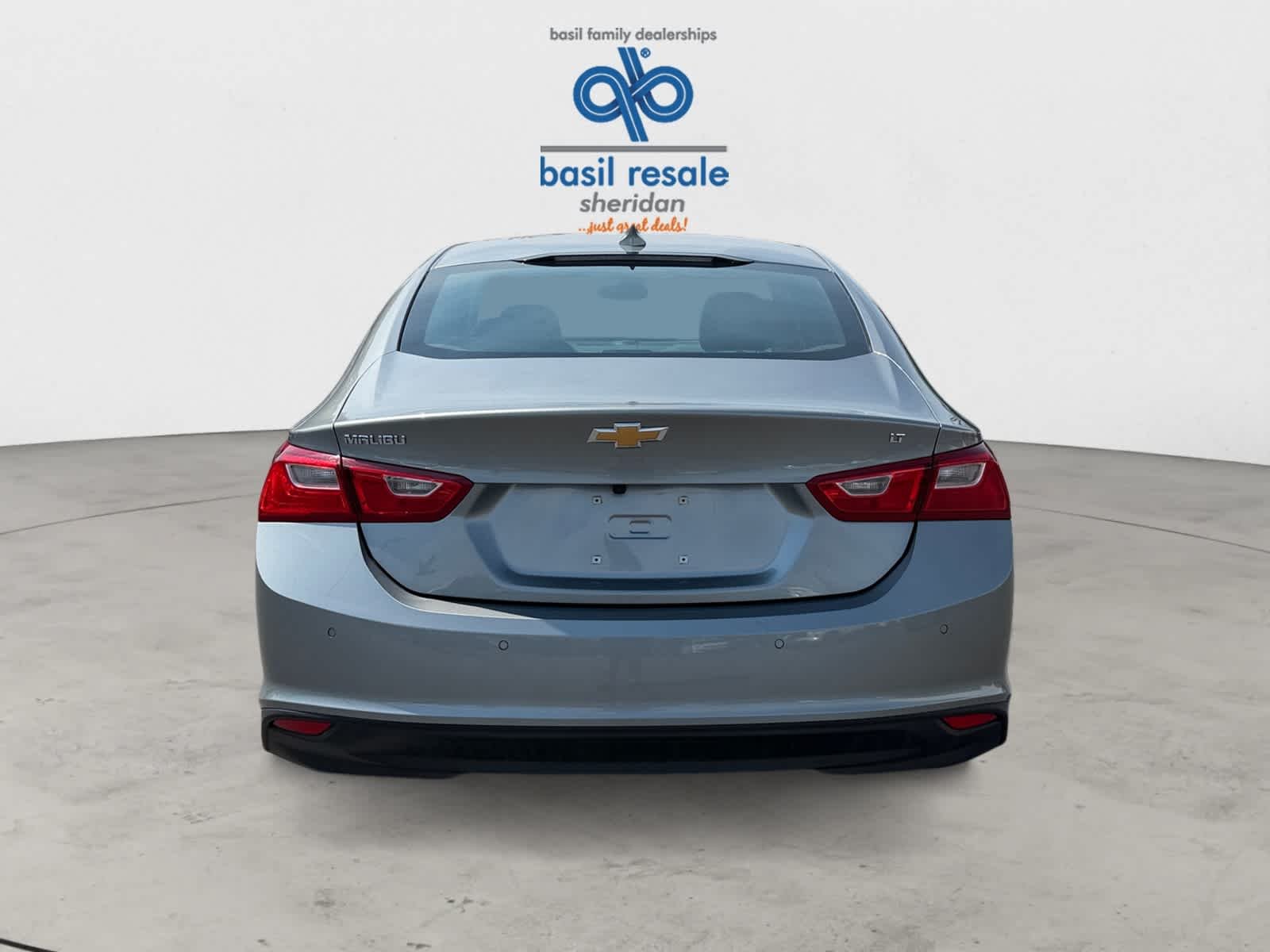 Used 2024 Sterling Gray Metallic Chevrolet LT image 6