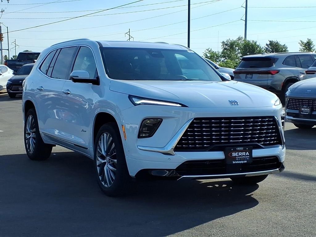 New 2026 Iridescent White Tricoat Buick Avenir image 15
