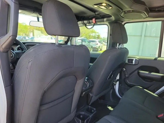 2021 Jeep Gladiator Sport - Photo 14