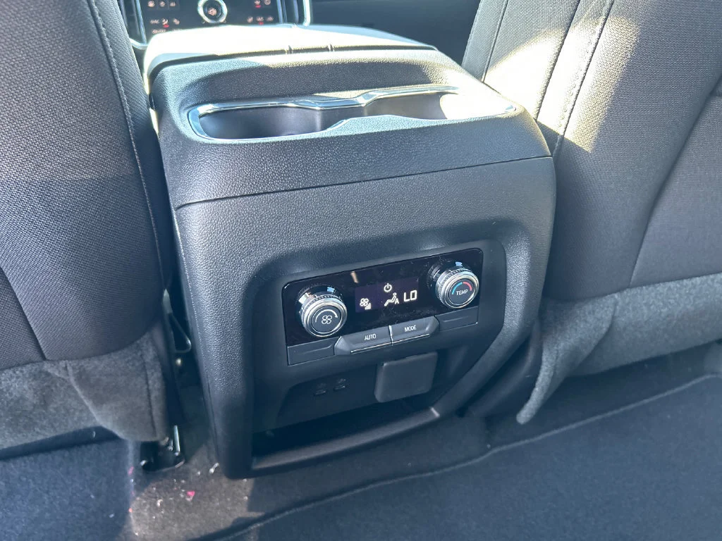 2026 GMC Acadia Elevation - Photo 32