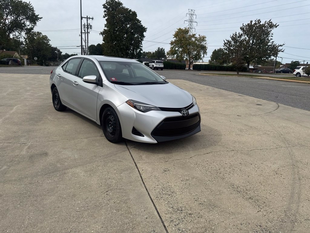 Used 2017 Silver Toyota LE image 4