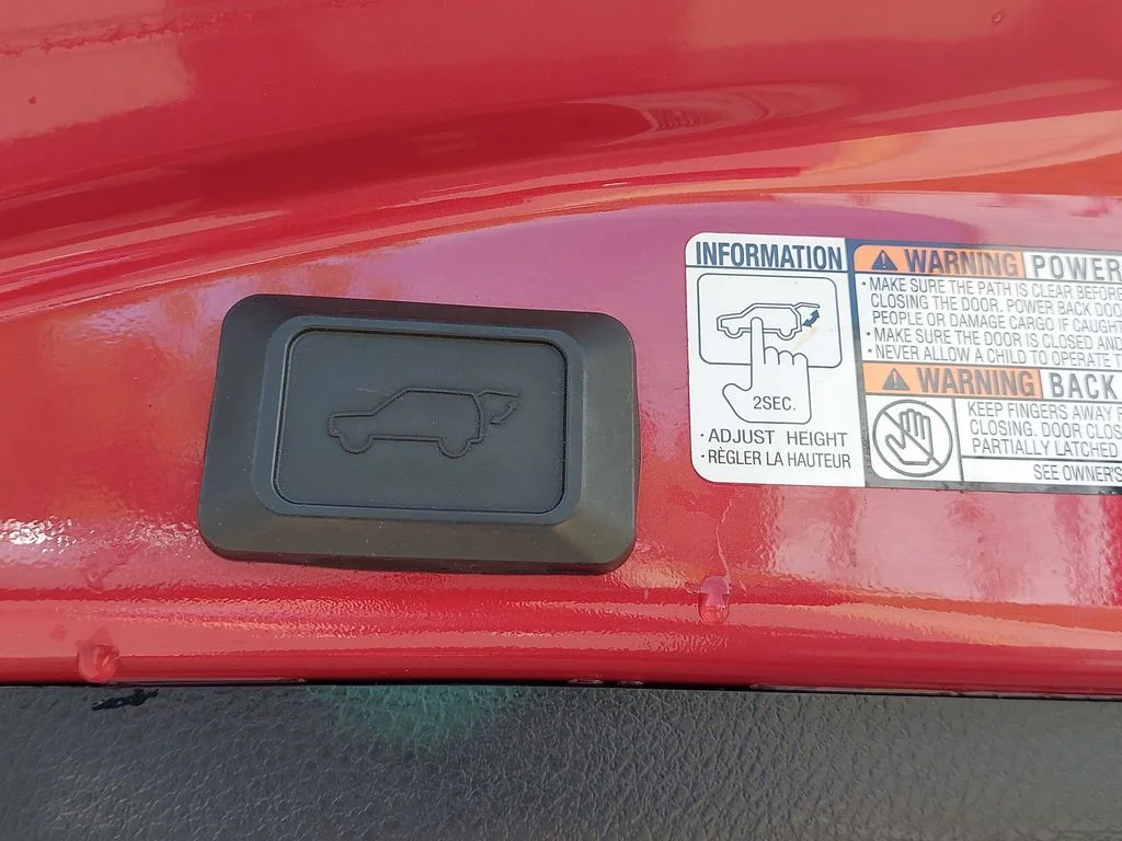 Used 2016 Red Toyota SE image 13