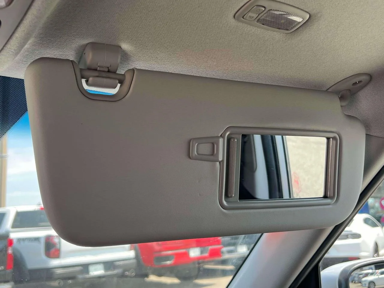 Used 2016 Bright Silver Kia Base image 29