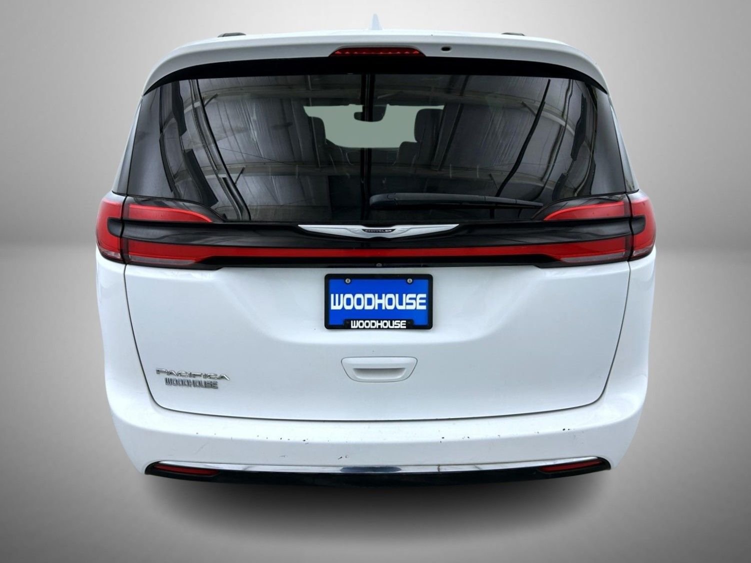 Certified Used 2022 White Chrysler Touring L image 6