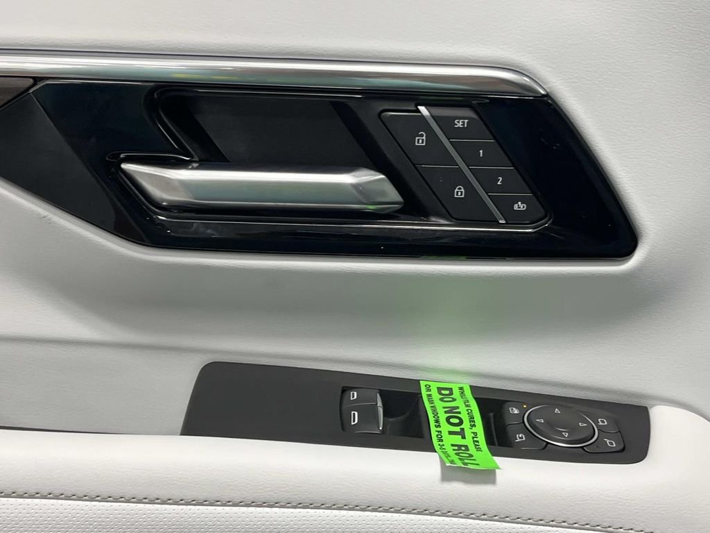 2026 Chevrolet Tahoe Premier - Photo 16