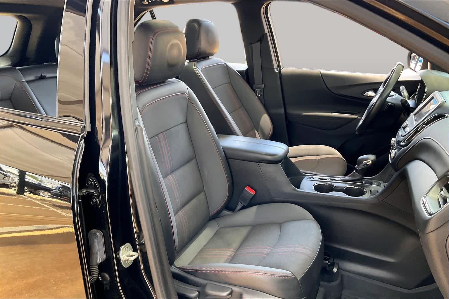2022 Chevrolet Equinox RS - Photo 9