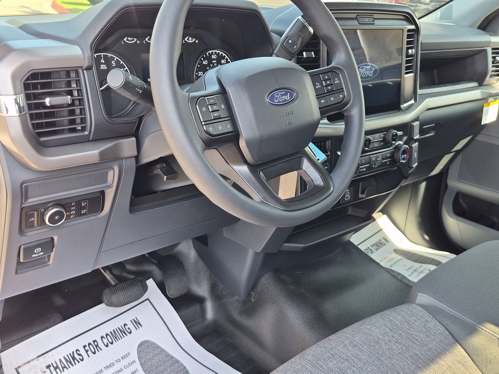 New 2026 Oxford White Ford XL image 16