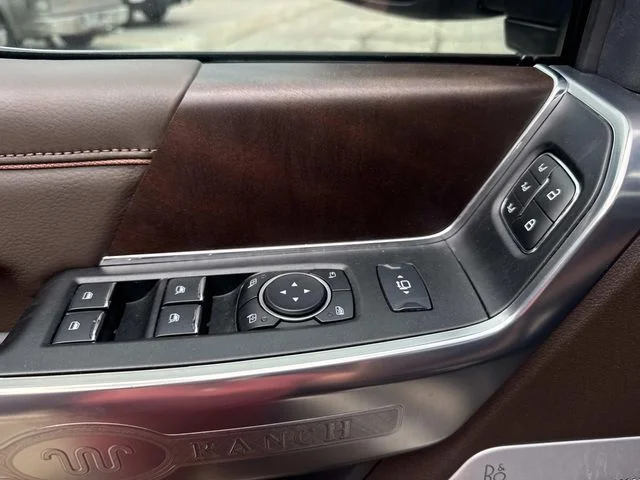 Used 2025 Bronze Ford King Ranch image 44