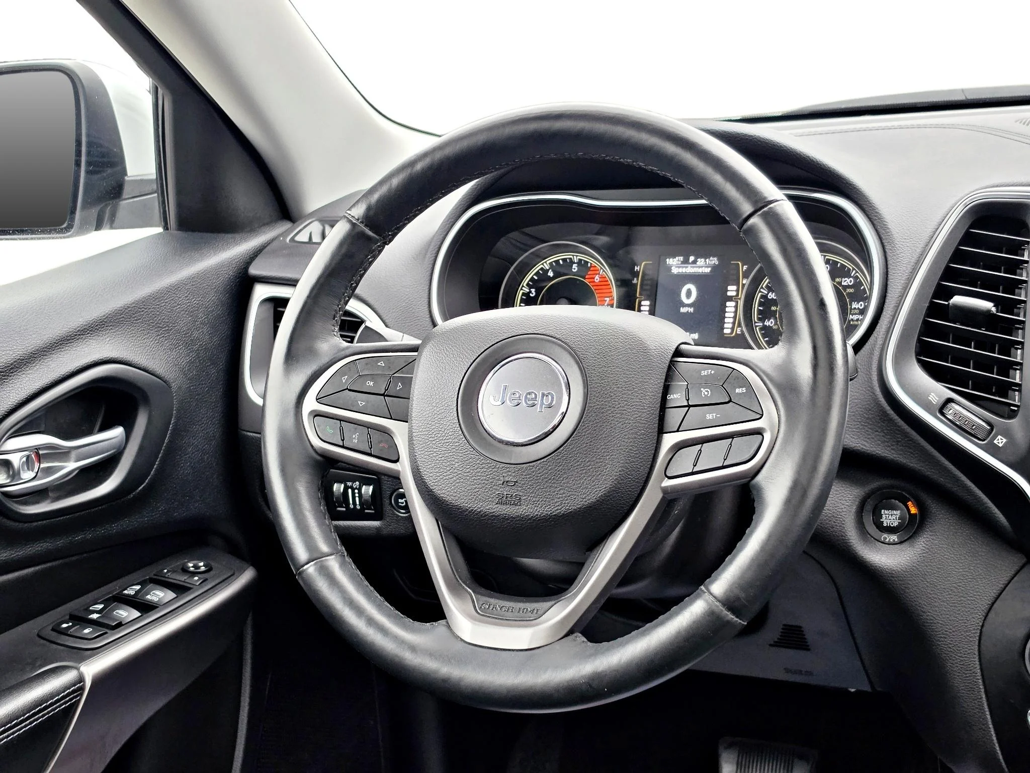 Used 2019 Bright White Clearcoat Jeep Latitude Plus image 12