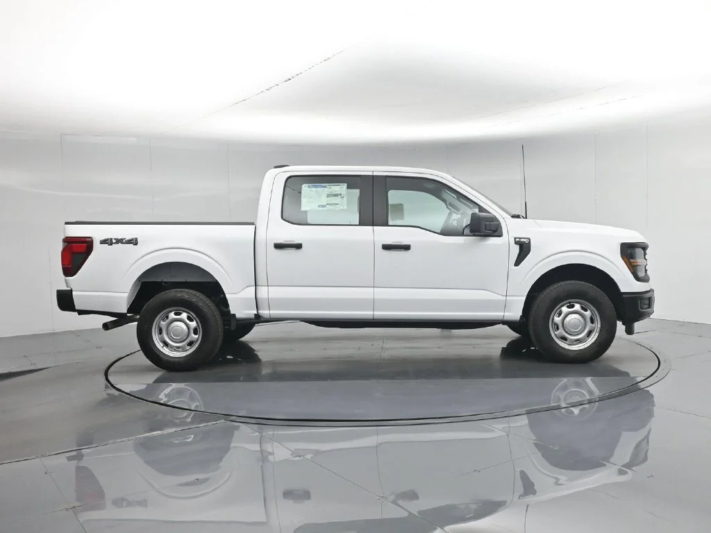 New 2026 White Ford XL image 24