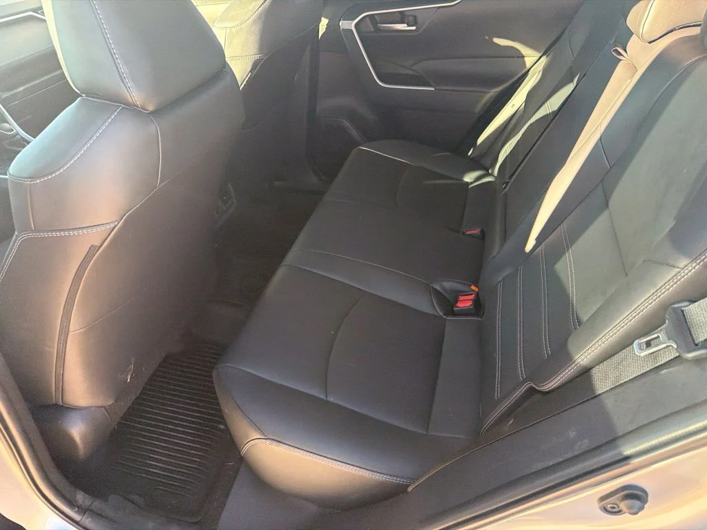 2025 Toyota RAV4 XLE Premium - Photo 6