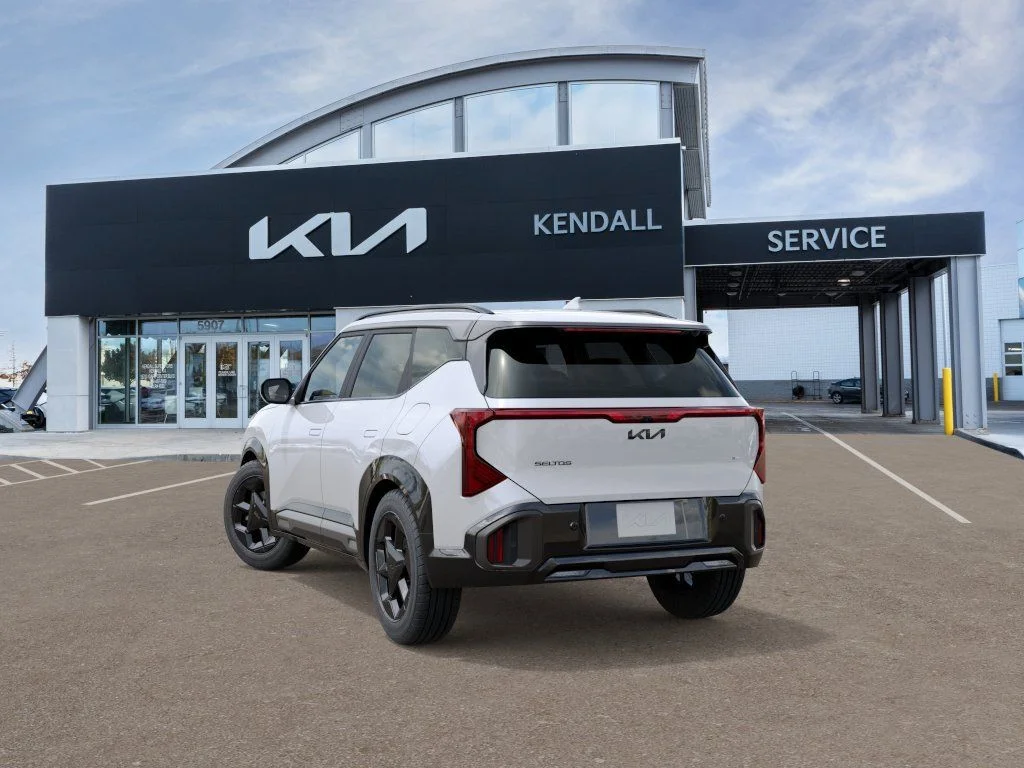 New 2027 White Kia X-Line S image 4