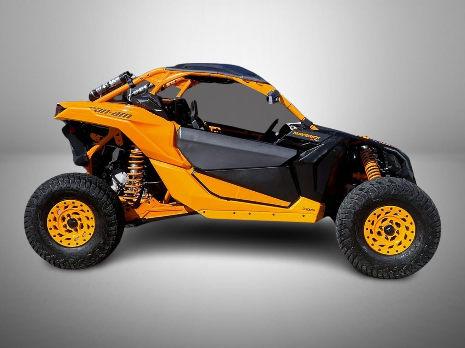 Used 2020 Orange Can-Am X3 image 4