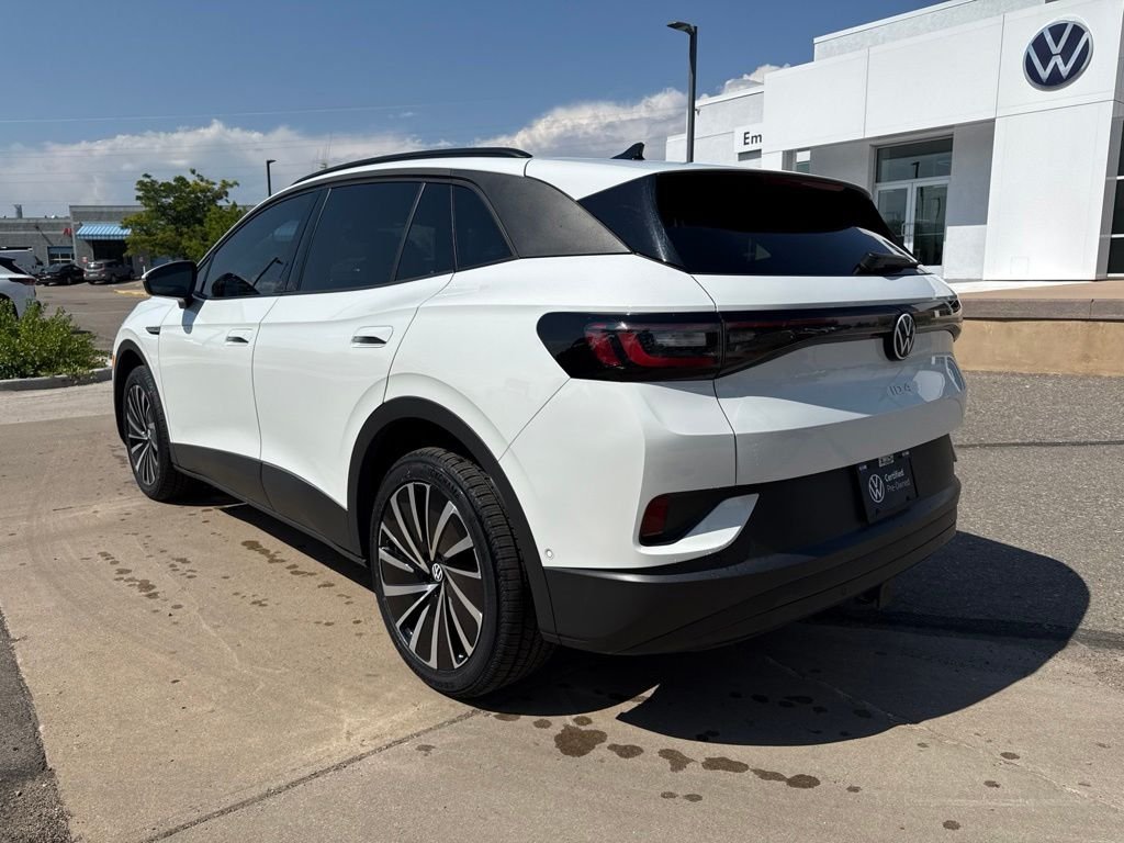 Certified Used 2024 Pure White Volkswagen Pro image 4
