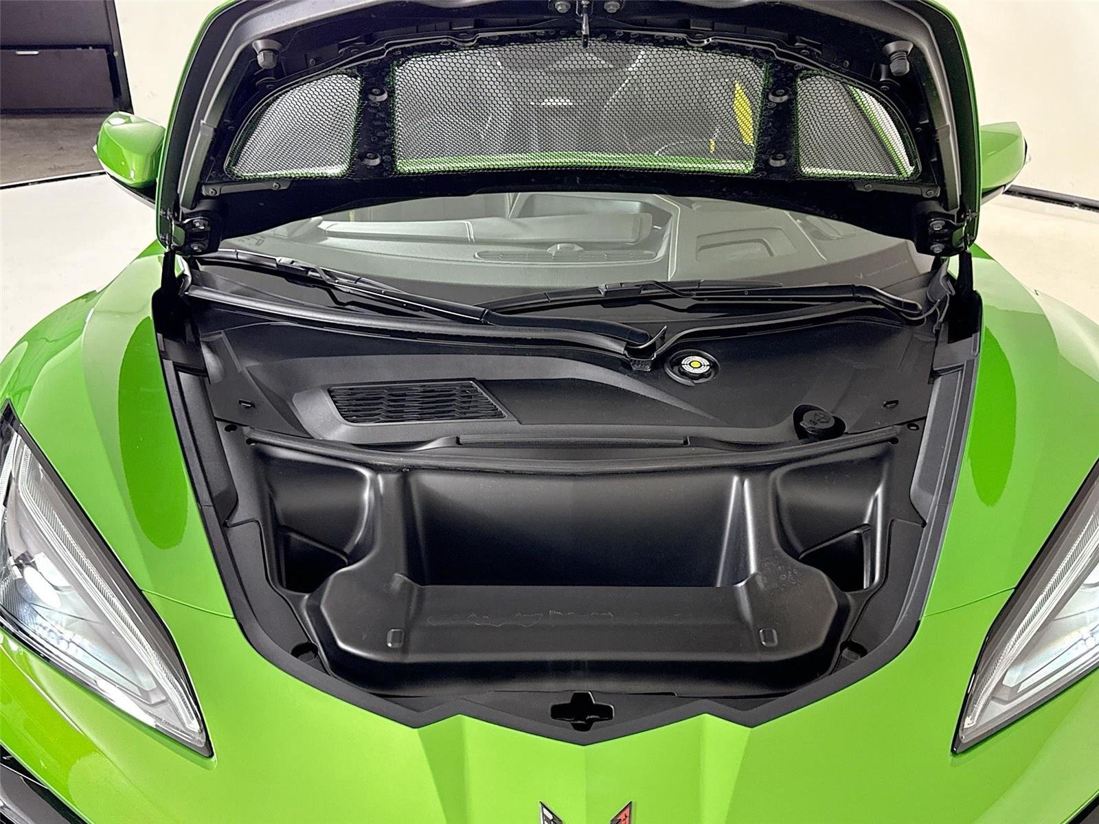 Used 2026 Roswell Green Metallic Chevrolet ZR1 | Carbon Fiber Aero Pkg | Front Lift | Carbon Flash Wheels image 36