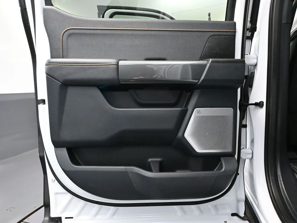 Used 2023 White Ford Tremor image 40