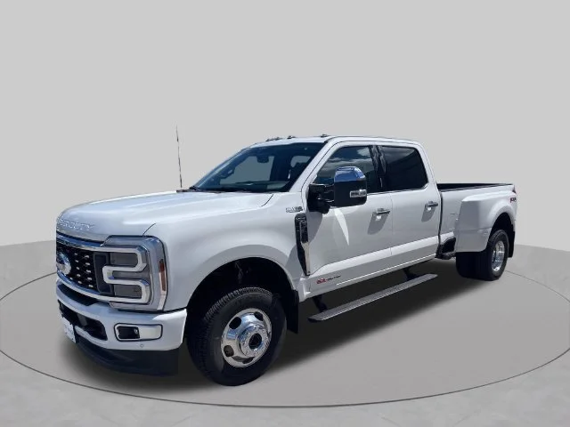 2026 Ford Super Duty F-350® Platinum®