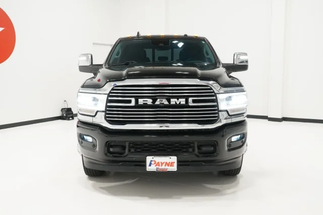 Used 2023 PXJ_Diamond_Black_Crystal_P/C Ram Laramie image 2