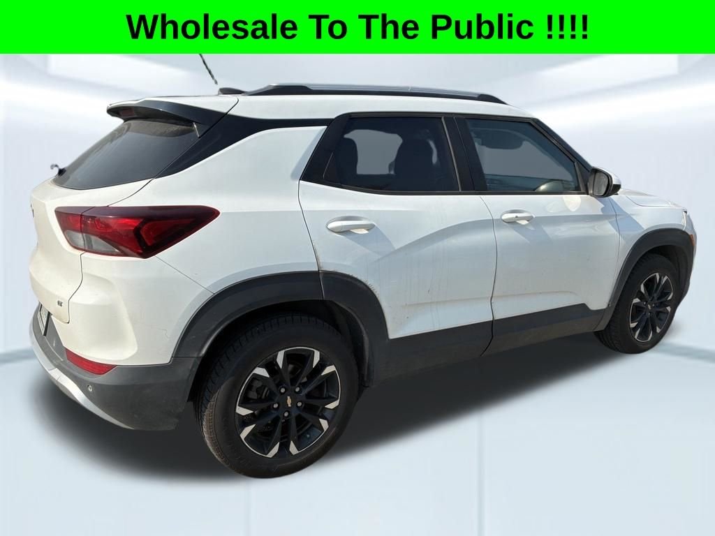 Used 2021 White Chevrolet LT image 2