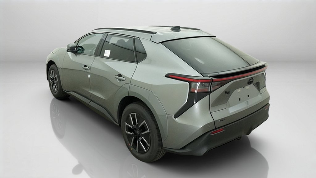 New 2026 Heavy Metal Toyota XLE image 29