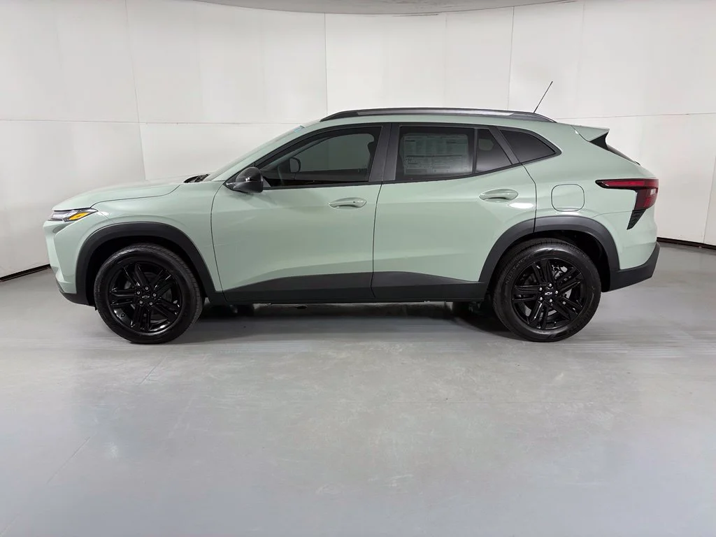 New 2026 Cacti Green Chevrolet ACTIV image 6