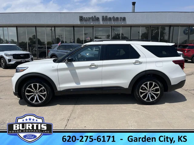 2023 Ford Explorer ST-Line