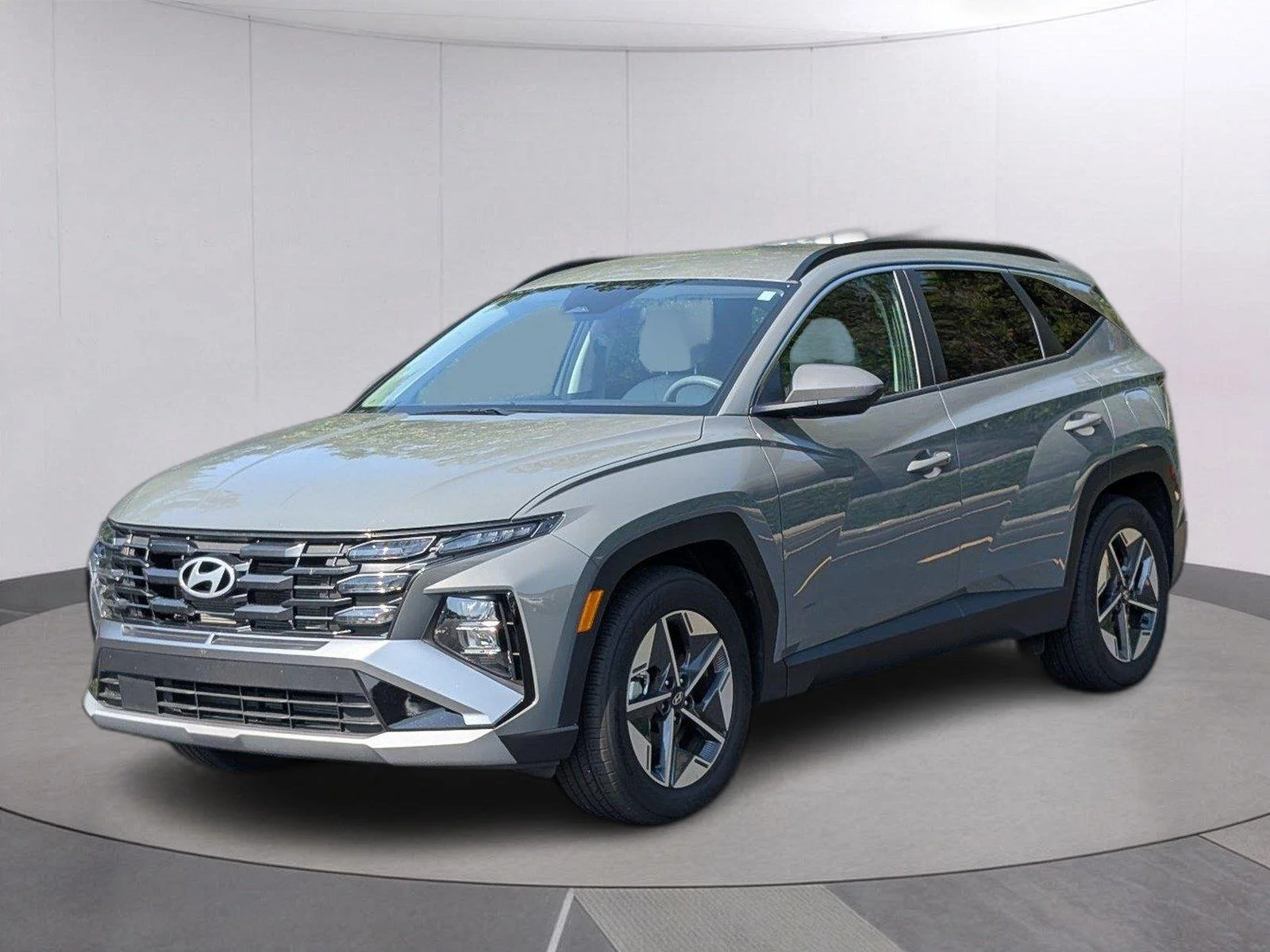 Used 2026 Hampton Gray Hyundai SEL image 1