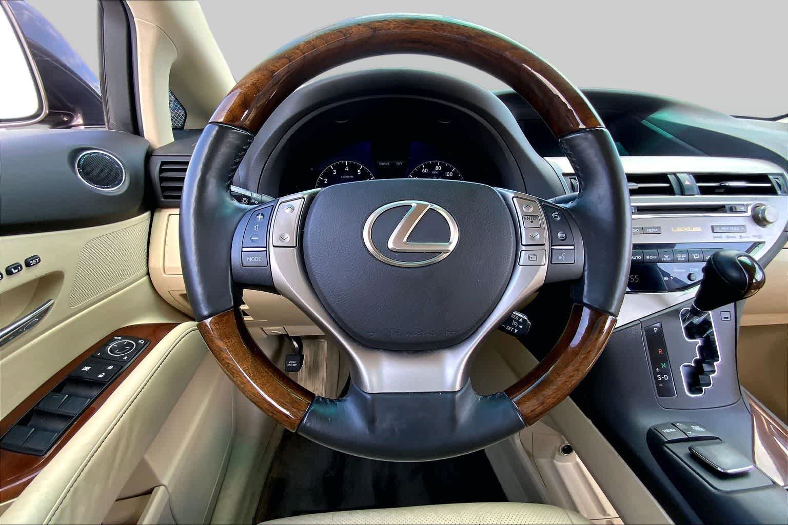 Used 2013 Fire Agate Lexus  image 6