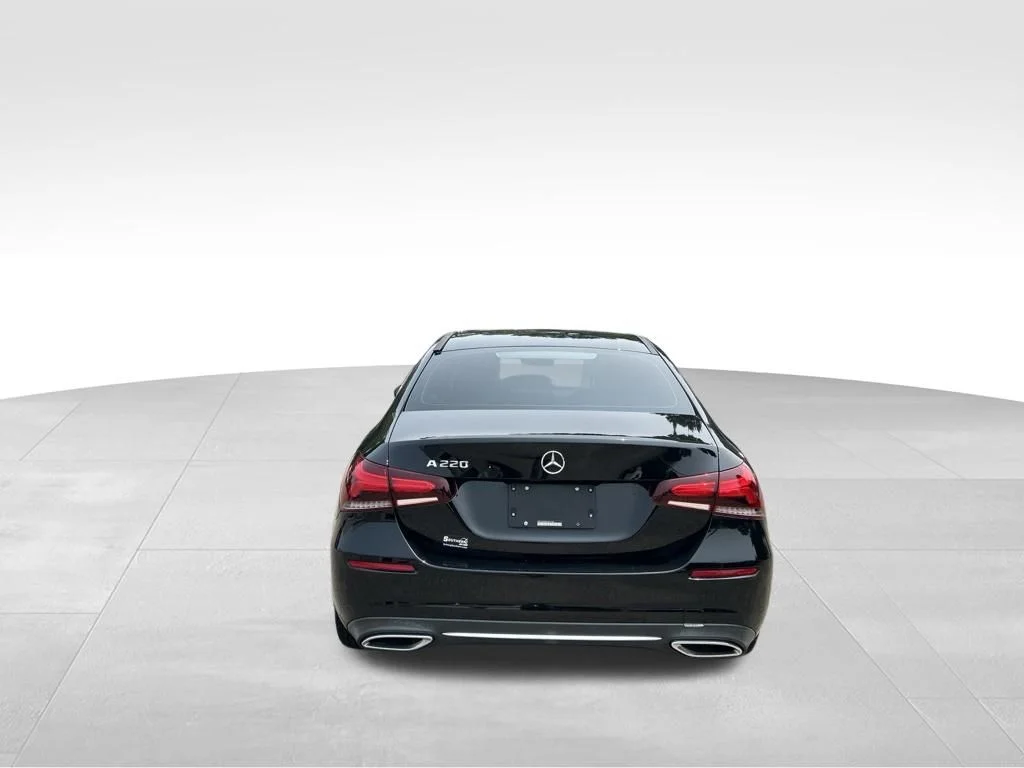 Used 2019 Black Mercedes-Benz A 220 image 4