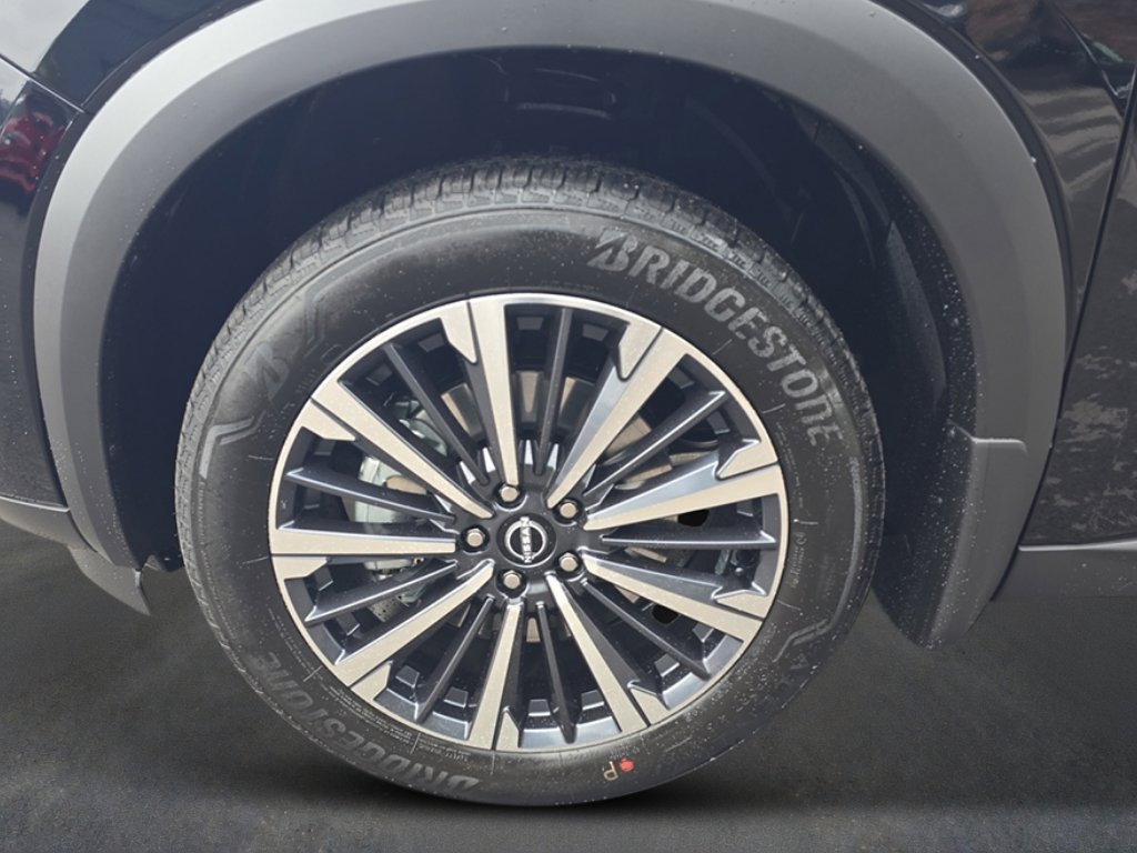 2026 Nissan Pathfinder Platinum - Photo 9