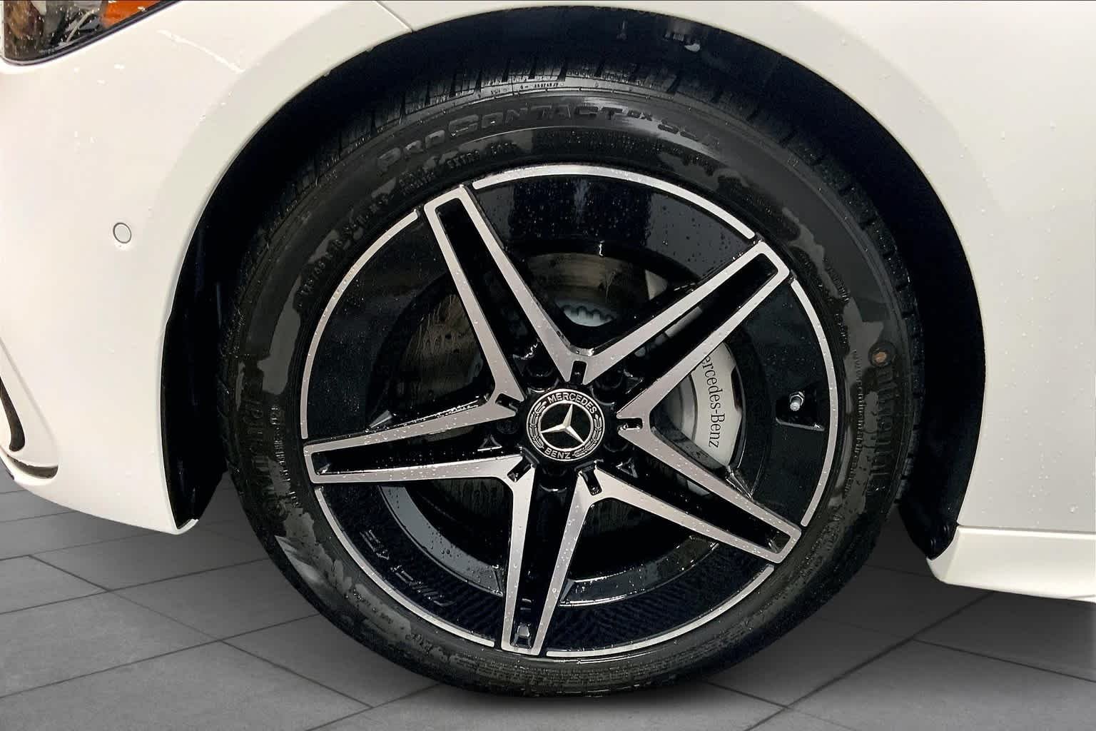 Used 2025 Polar White Mercedes-Benz C 300 image 18