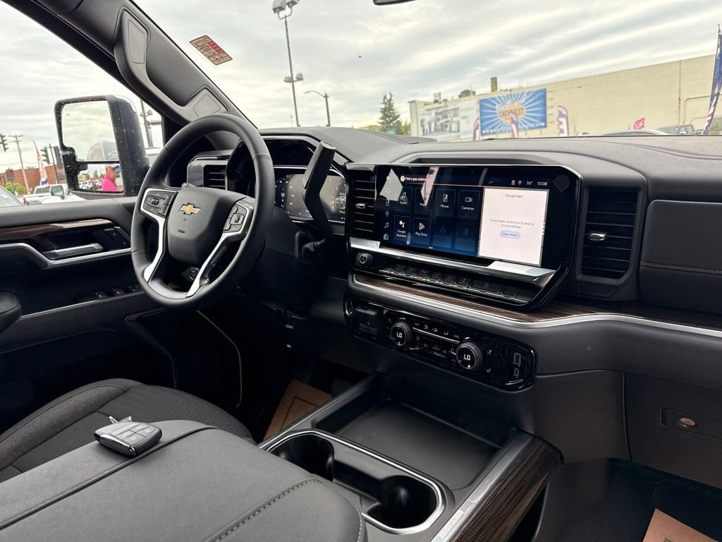 New 2026 Black Chevrolet LT image 40