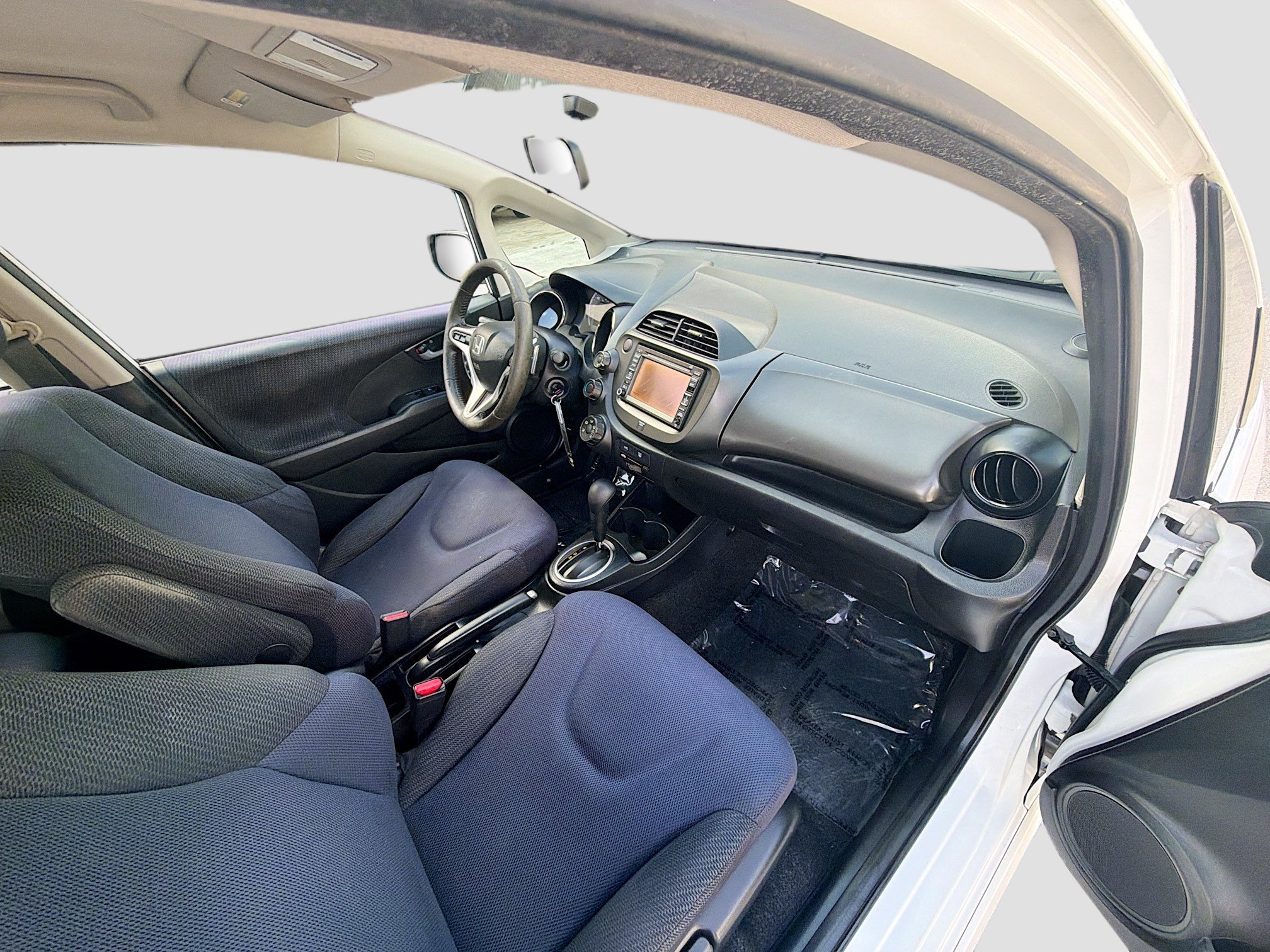 Used 2012 Taffeta White Honda Sport image 31