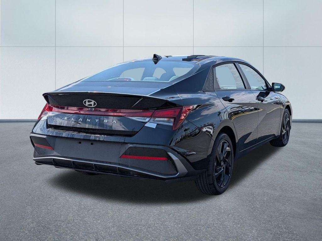 New 2026 Black Hyundai SEL Sport image 6