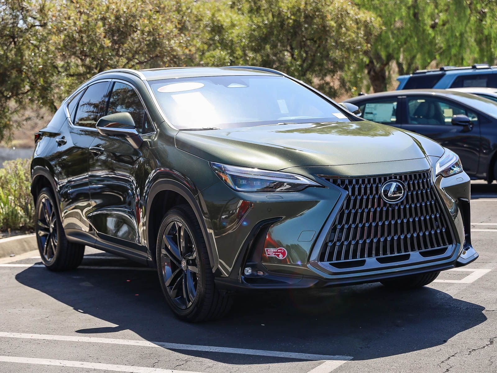 Used 2024 Green Pearl Lexus 450h+ Luxury image 3