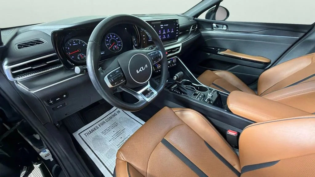 Used 2023 Black Kia GT image 18