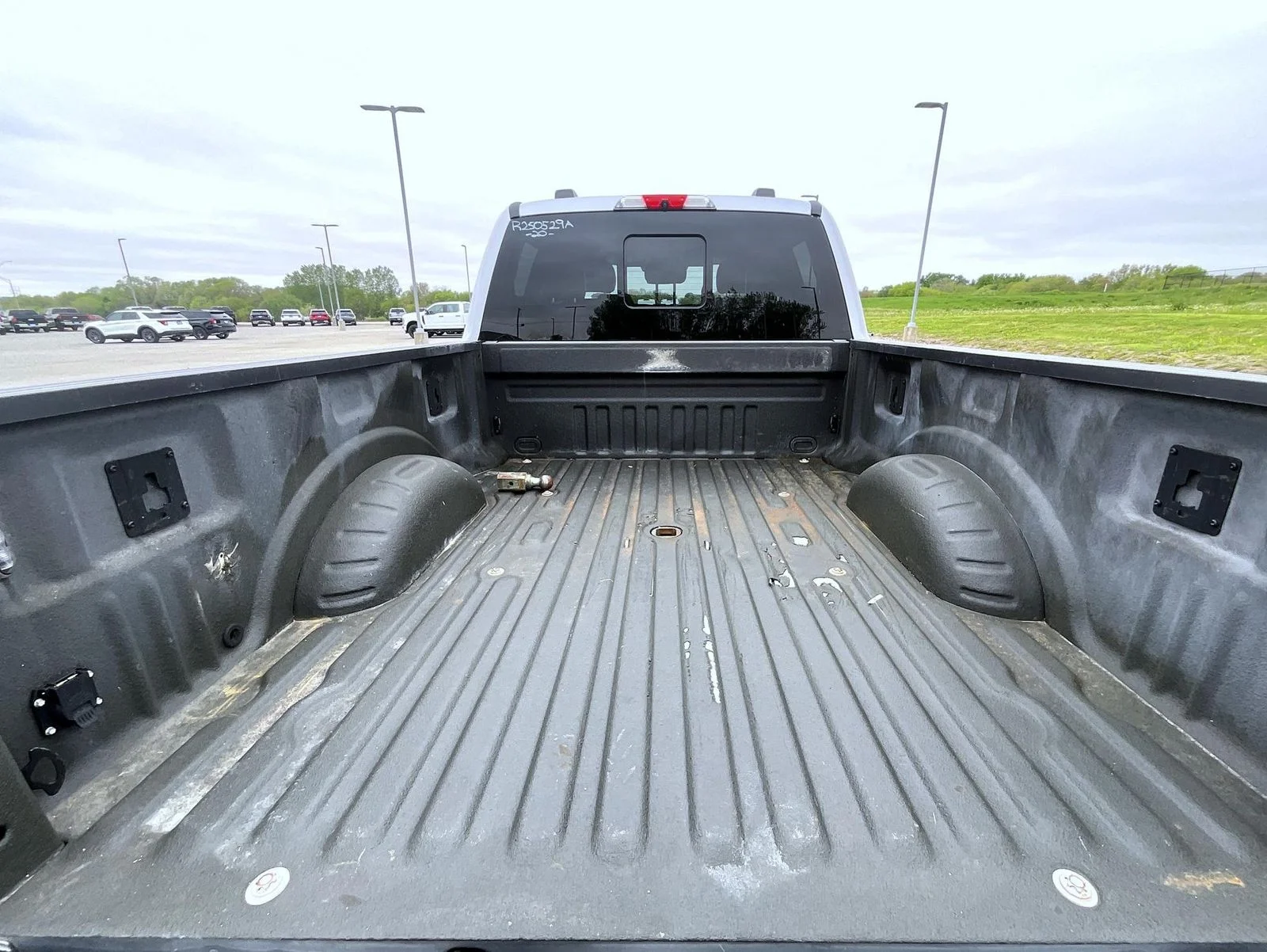 Used 2020 Silver Ford Lariat image 23