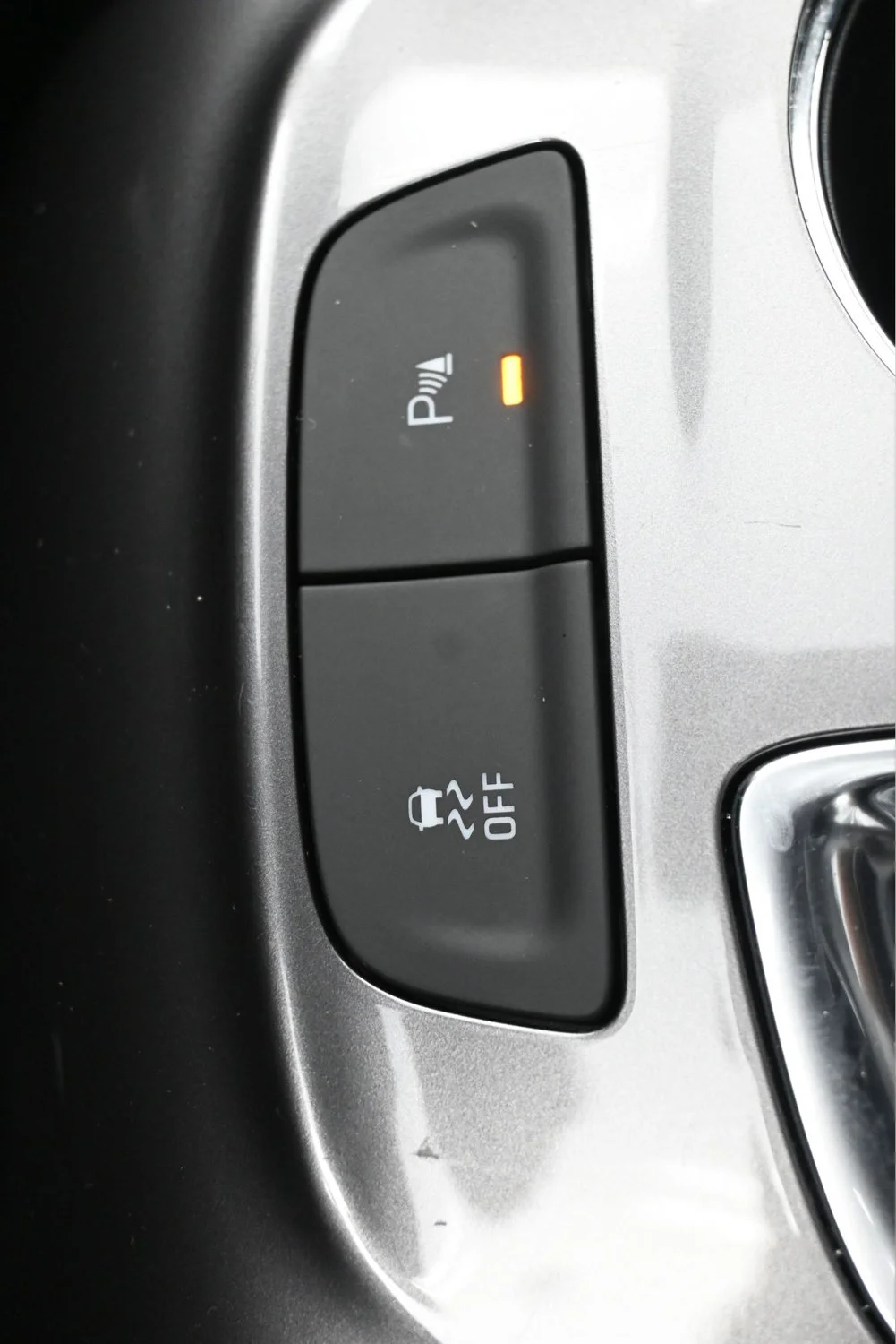 Used 2025 Sterling Gray Metallic Chevrolet 1LT image 12