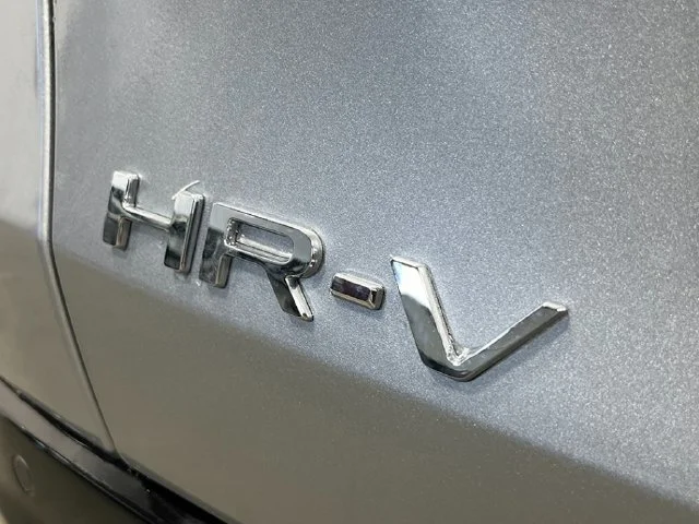 New 2027 Solar Silver Metallic Honda EX-L image 6