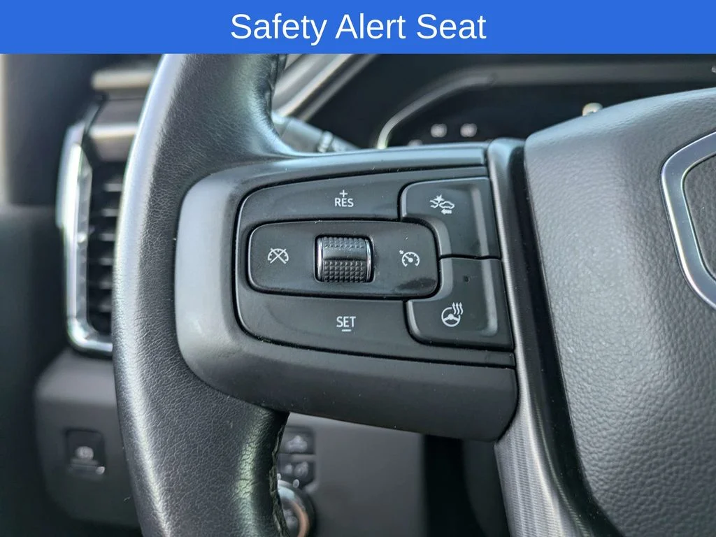 Used 2025 Silver GMC Denali Ultimate image 28