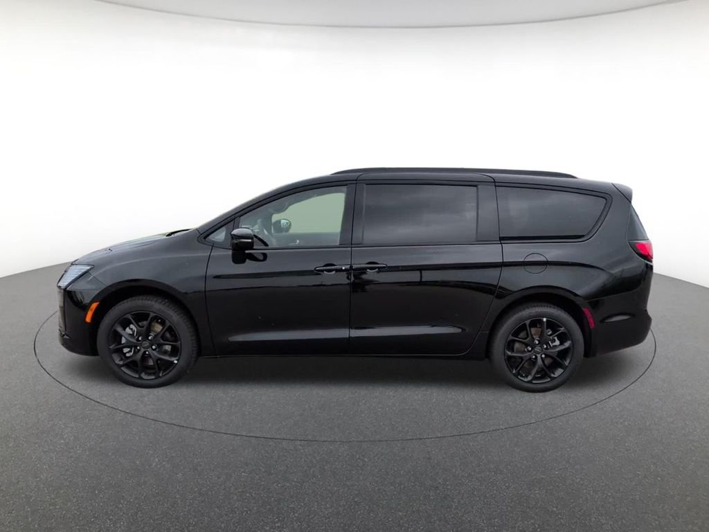 New 2027 Black Chrysler Limited image 11